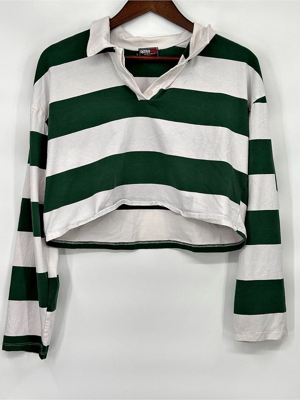 Retro Fox Striped Cropped Rugby Jersey Green & White Size Large